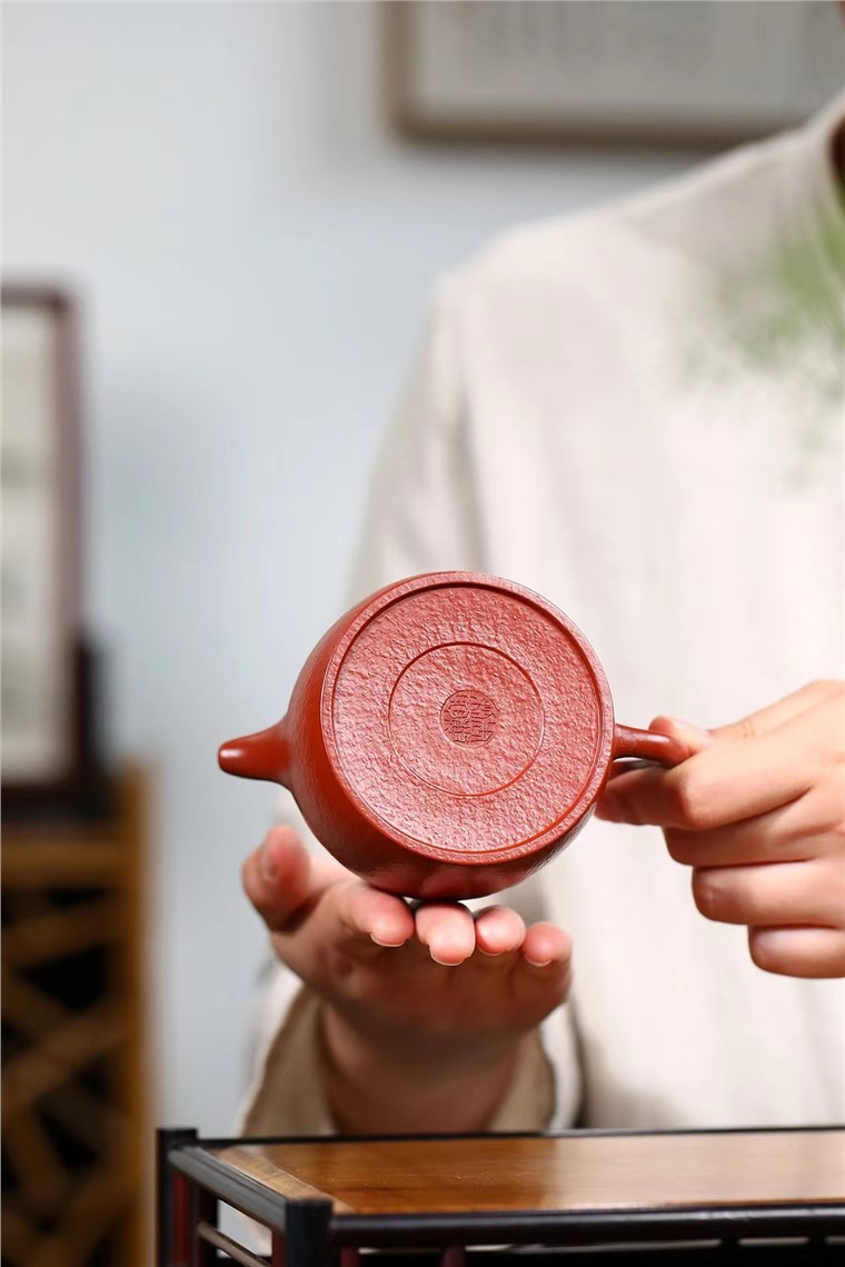 周敏作品 秦权图片