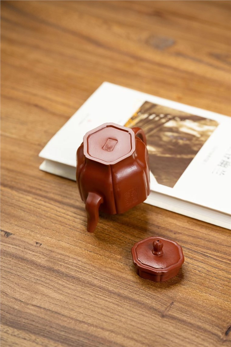 马晨作品 宫灯