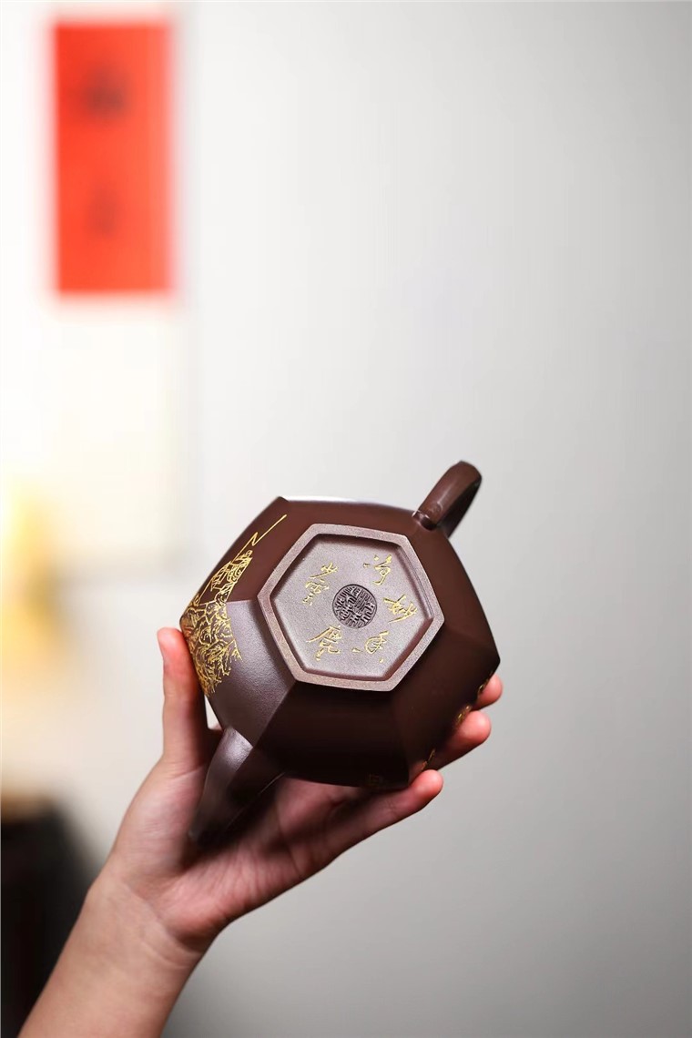 沈翠莲作品 六方笑樱