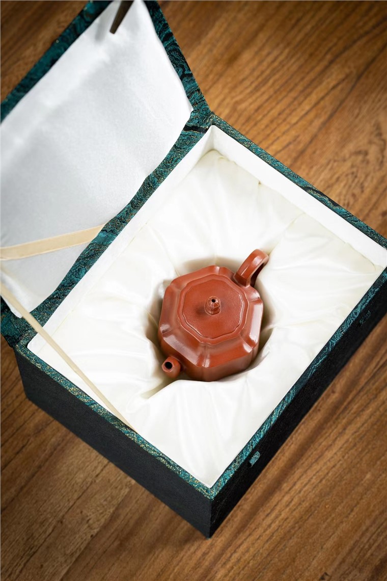 马晨作品 宫灯图片