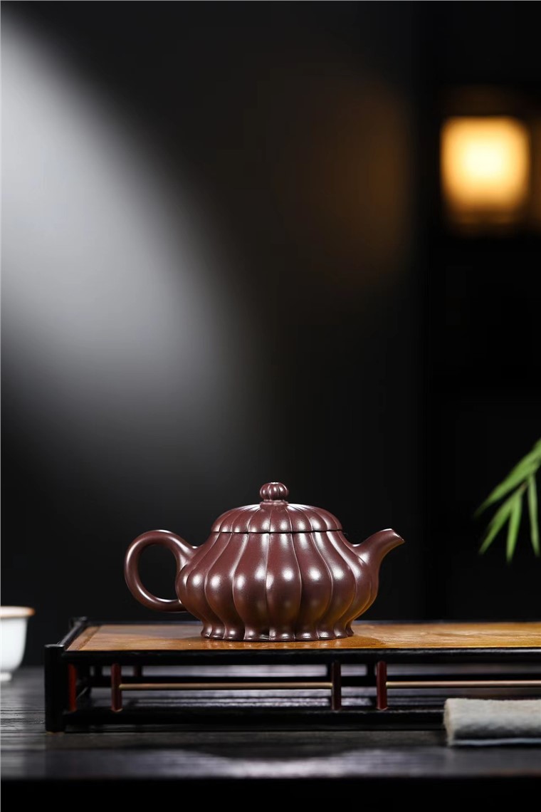 顾洪军作品 菊蕾图片