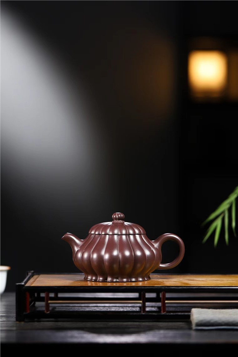 顾洪军作品 菊蕾图片