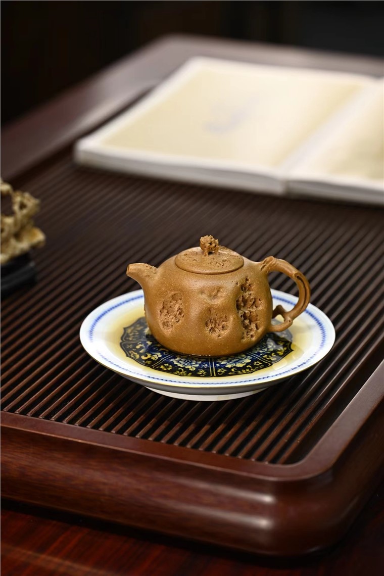 陈真作品 供春图片