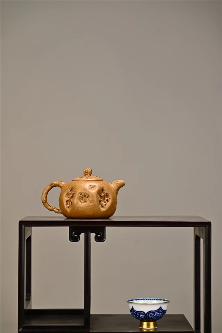 陈真作品 供春图片