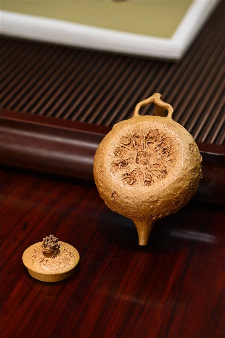陈真作品 隐龙供春