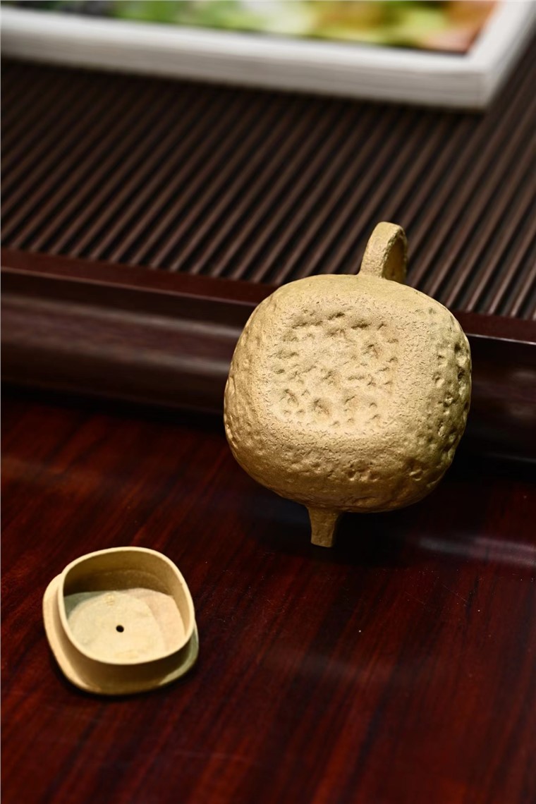 陈真作品 福蟾供春