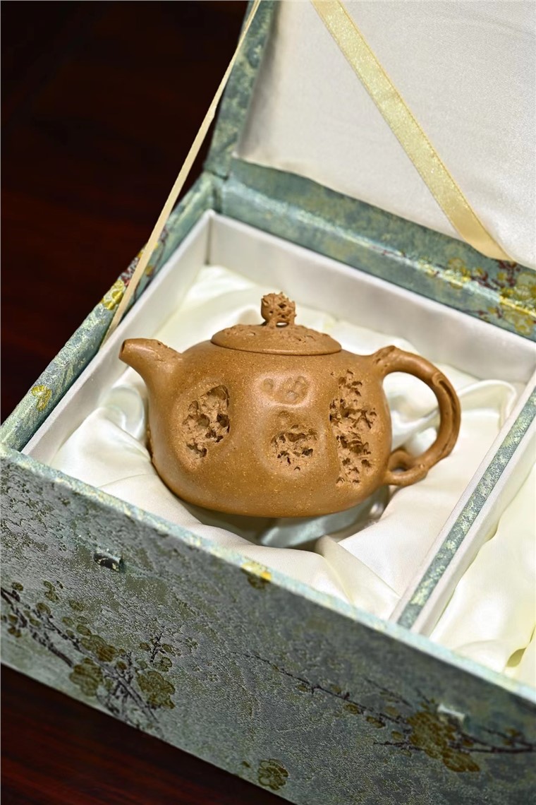 陈真作品 供春图片
