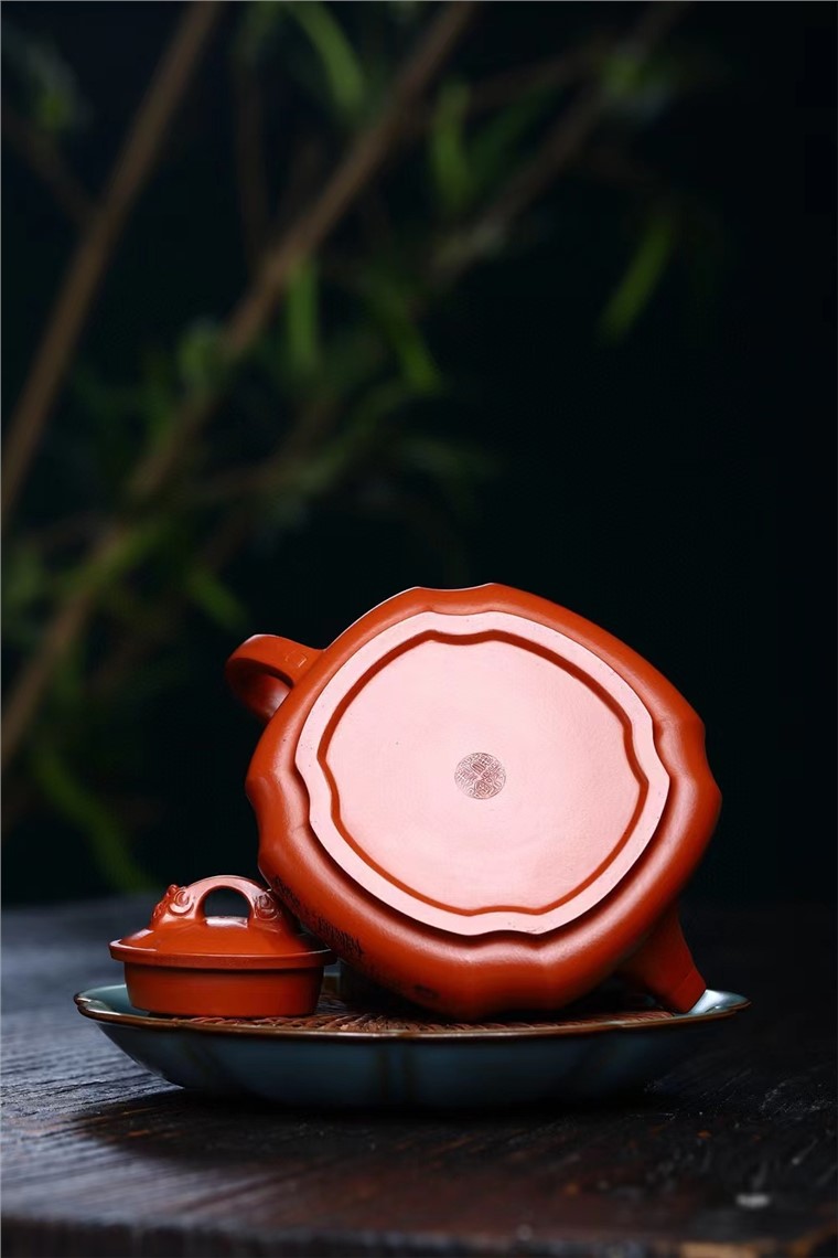 董梅萍作品 龙御石瓢