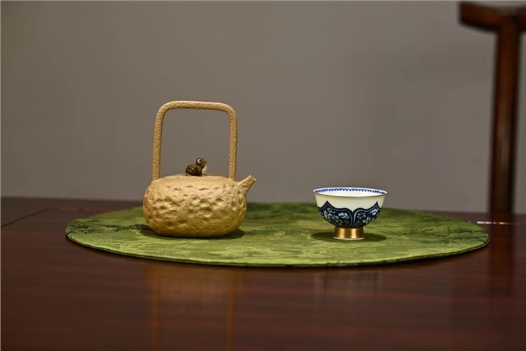 陈真作品 提梁供春图片