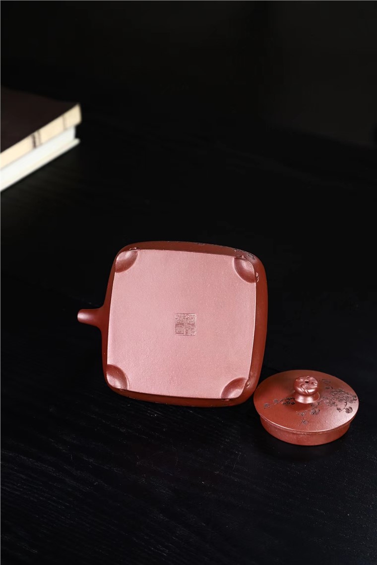 盛听凤作品 梅香提梁