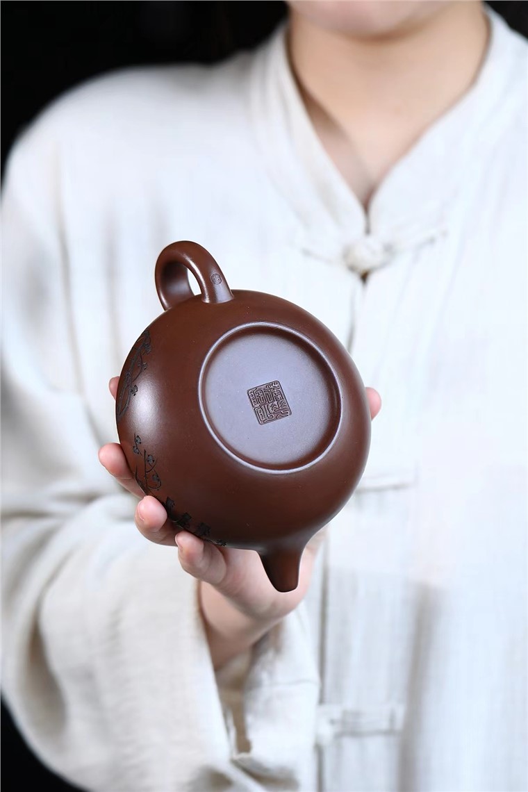 沈邃华作品 扁腹图片