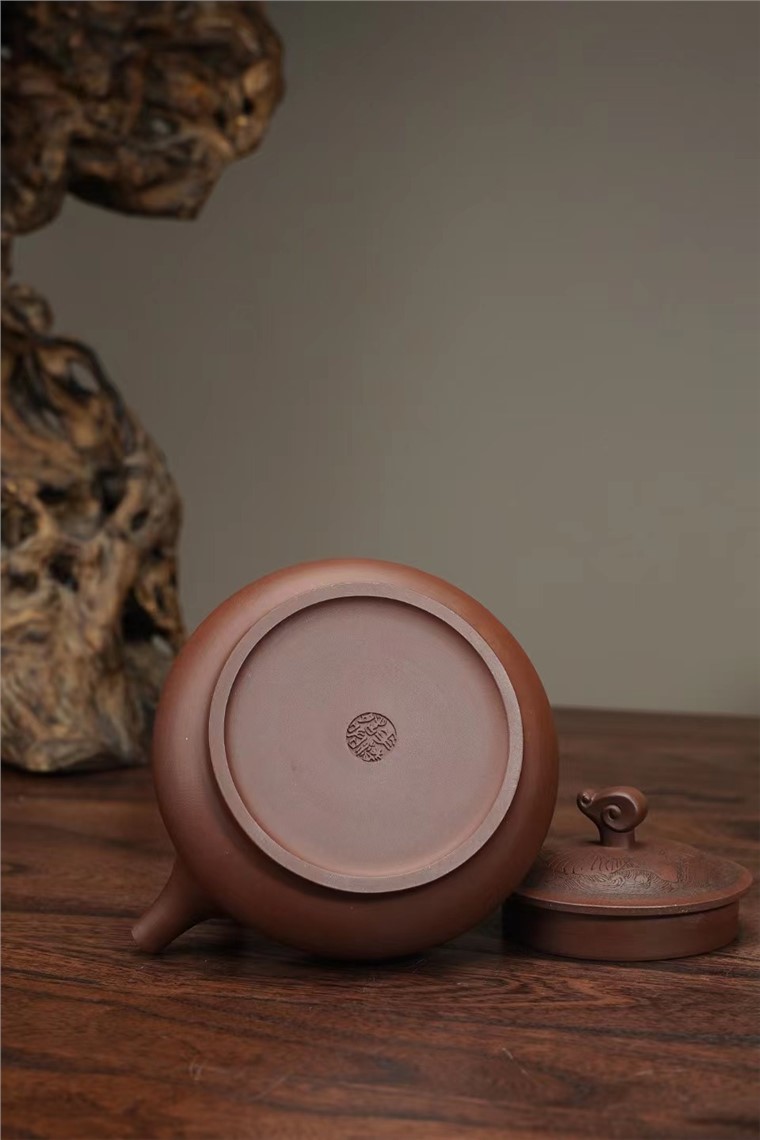 方华萍作品 双鱼提梁
