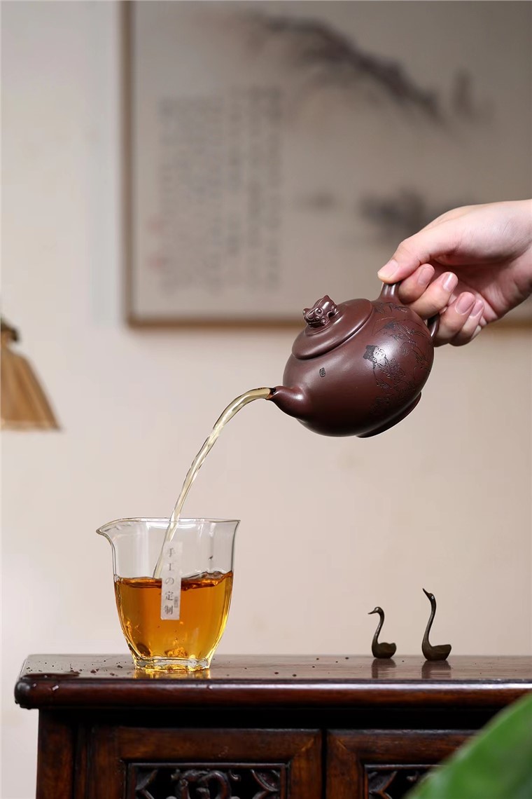 沈邃华作品 圆润