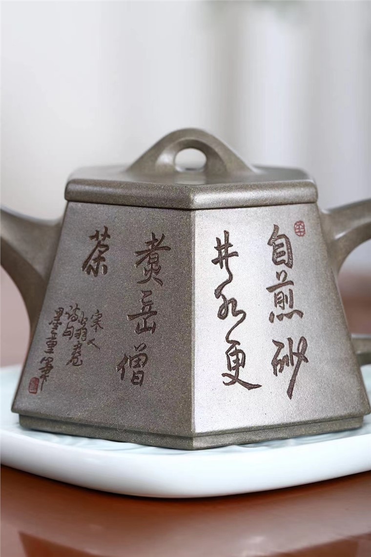 范永芳作品 六方高瓢图片