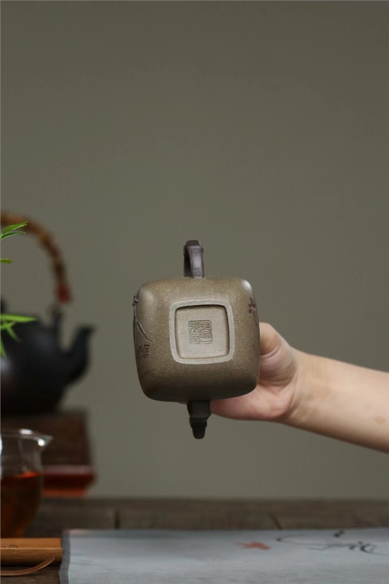 蔡一强作品 太湖石·载福