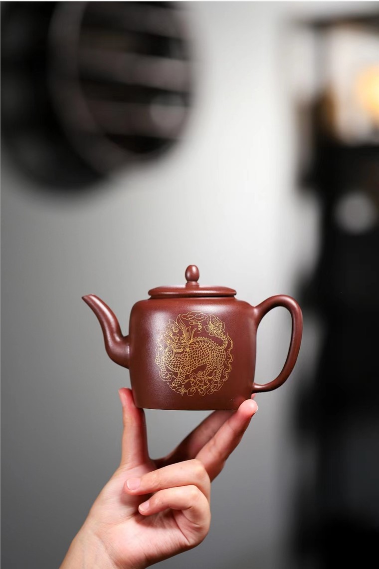 袁伟新作品 汲泉图片
