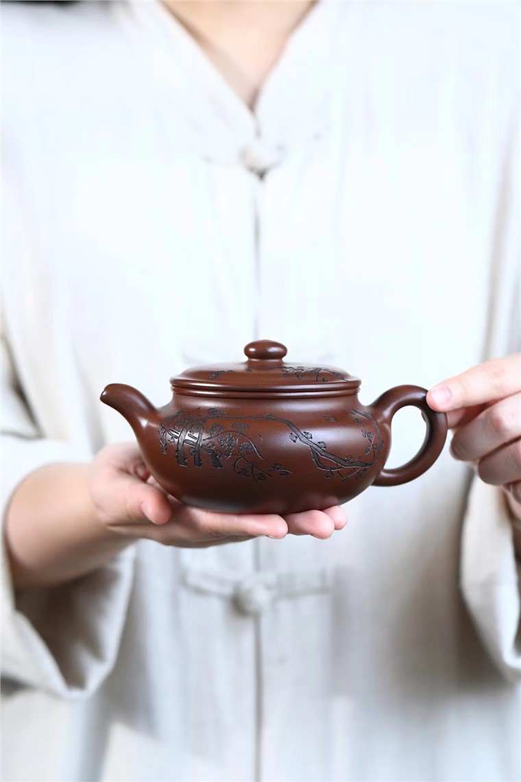 沈邃华作品 扁腹图片