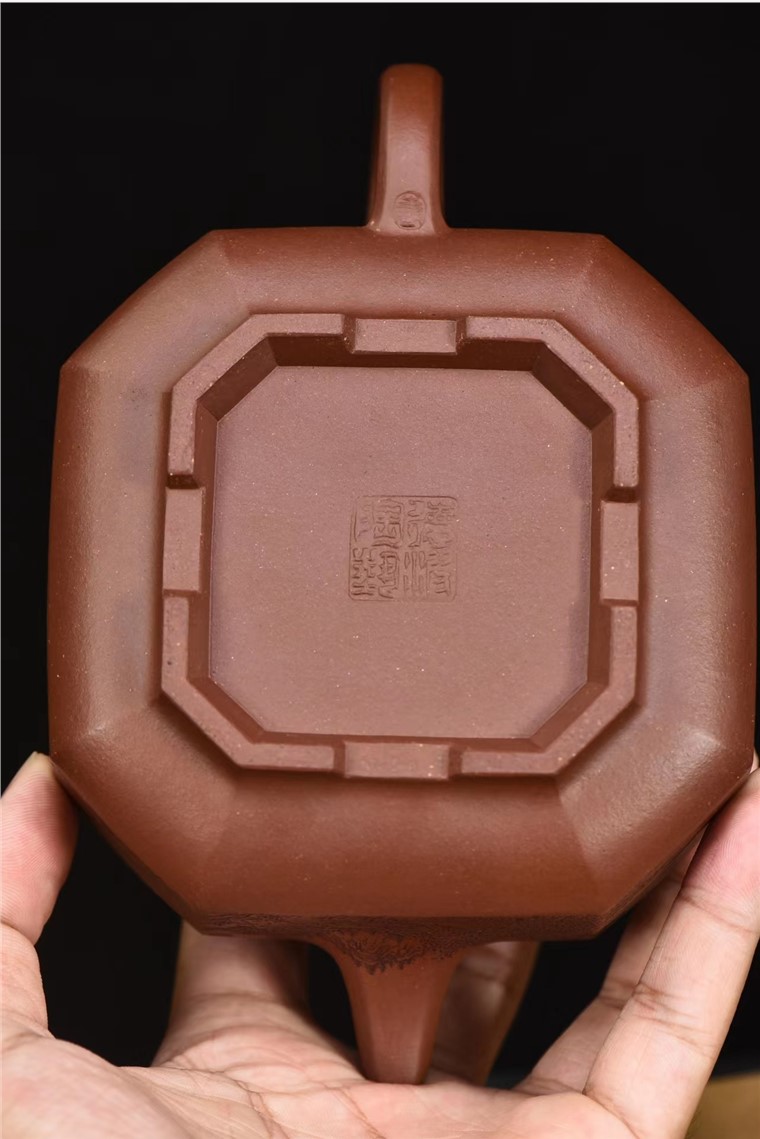 袁德波作品 正气八方