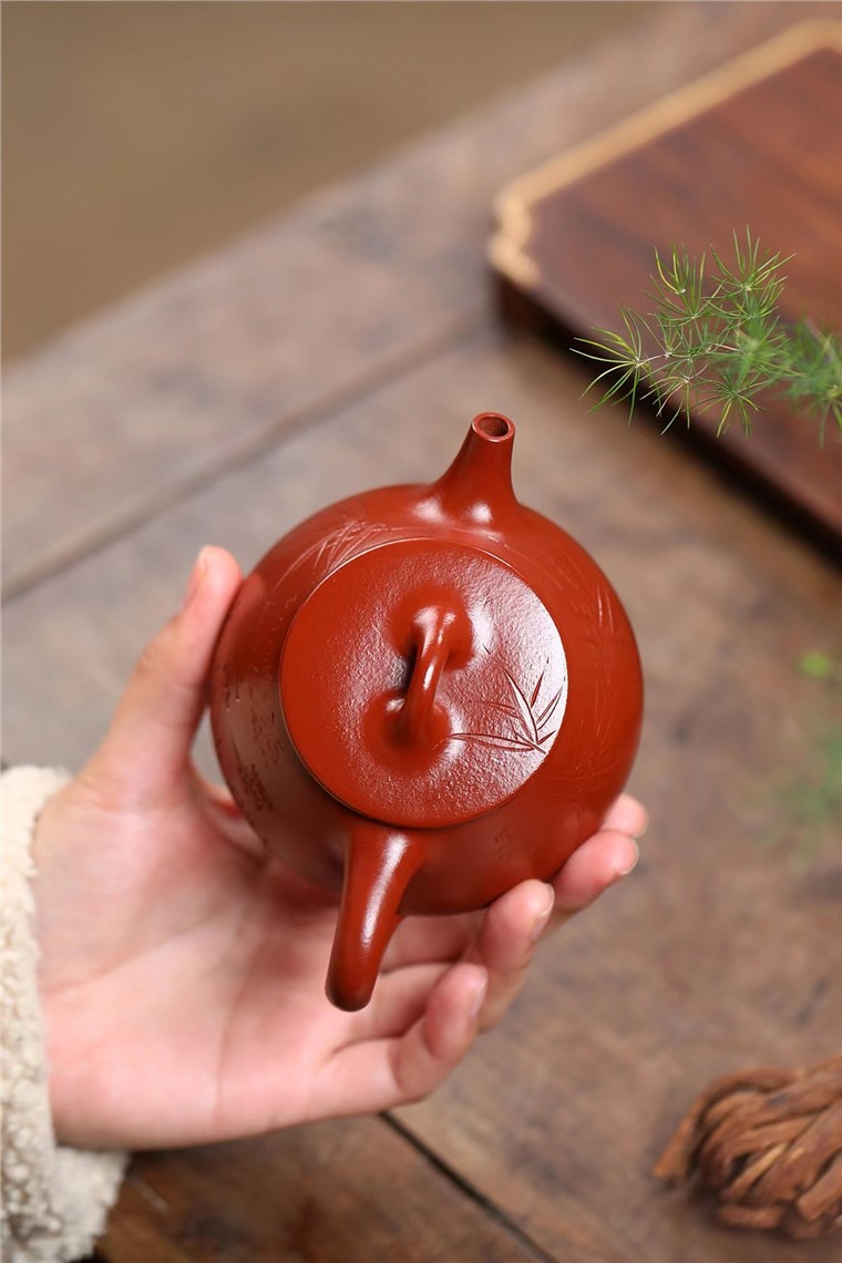 戚志君作品 子冶石瓢图片