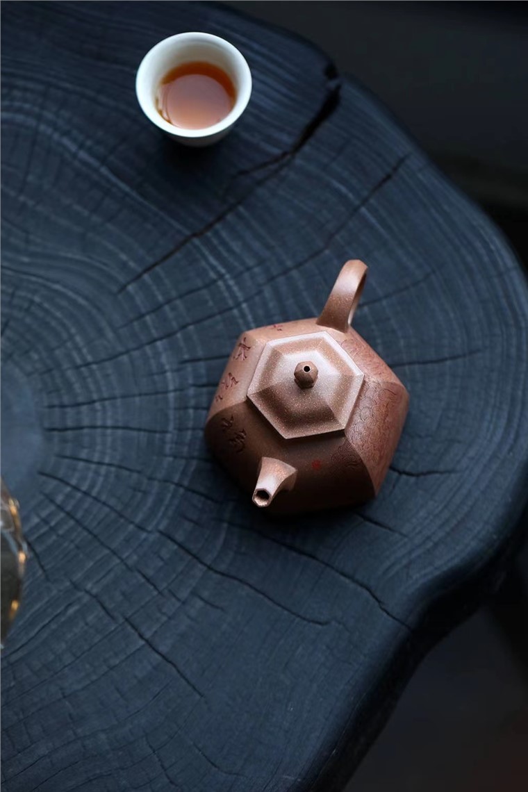 鲁新华作品 六方古亭图片