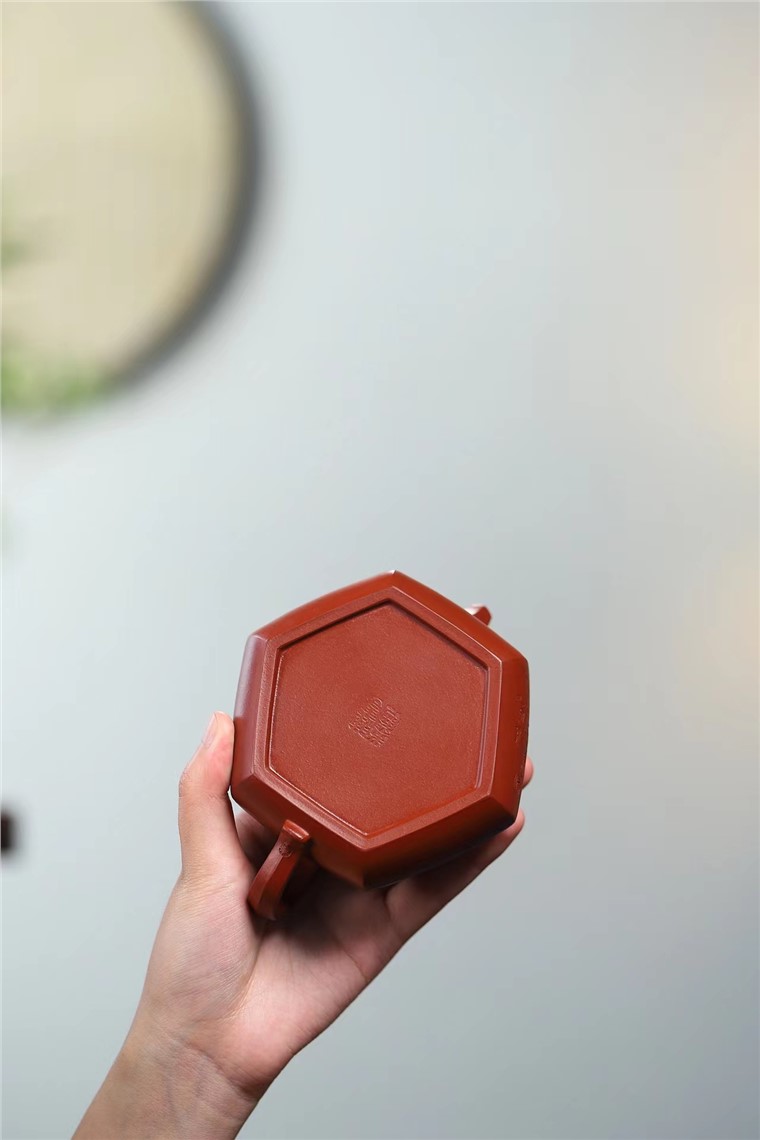 袁连云作品 六方龙樽图片