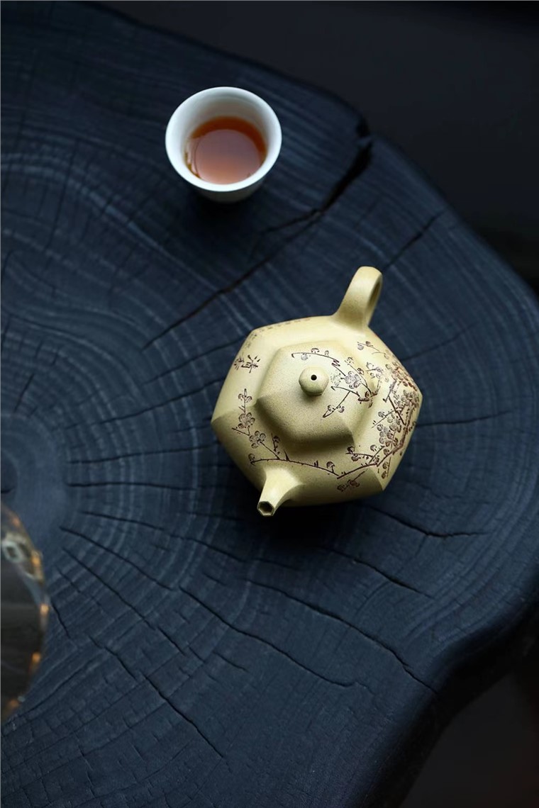 鲁新华作品 六方合欢图片