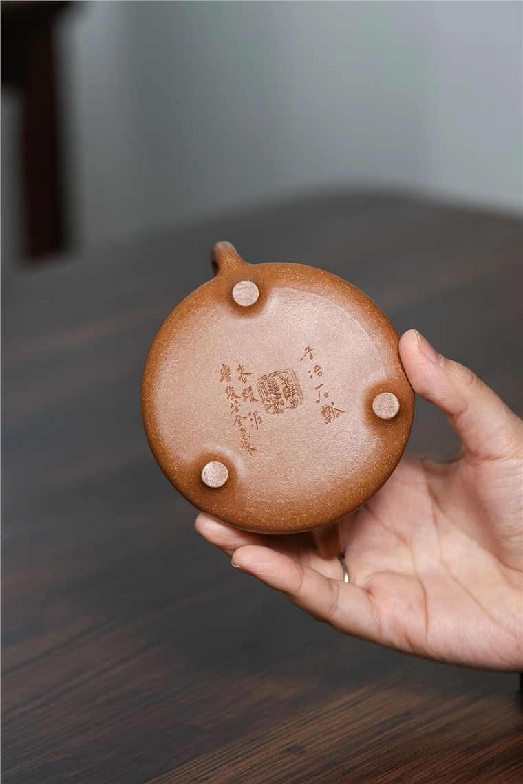 唐俊芳作品 子冶
