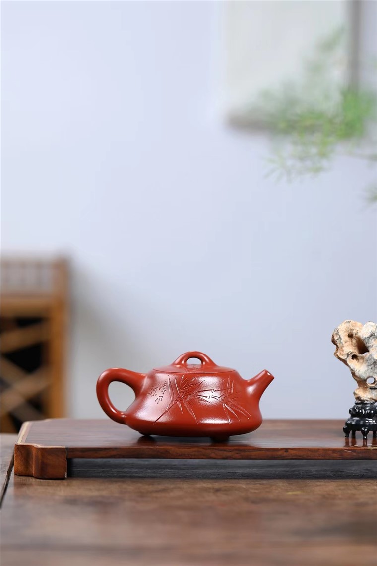 戚志君作品 纳瓢图片