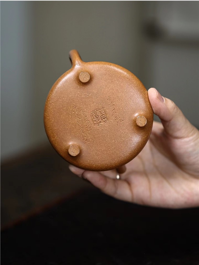 唐俊芳作品 子冶石瓢