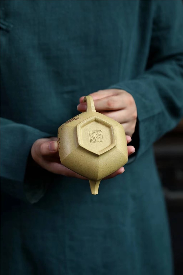 鲁新华作品 六方合欢