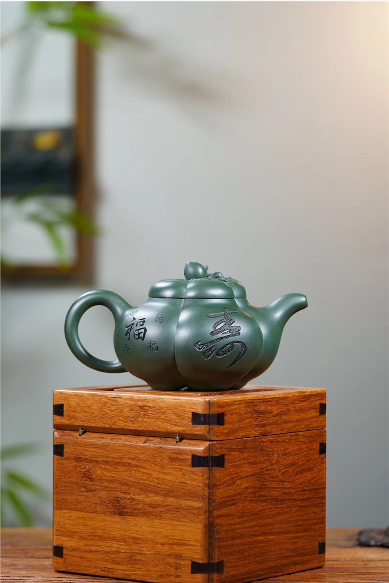 方玉兰作品 上合桃图片