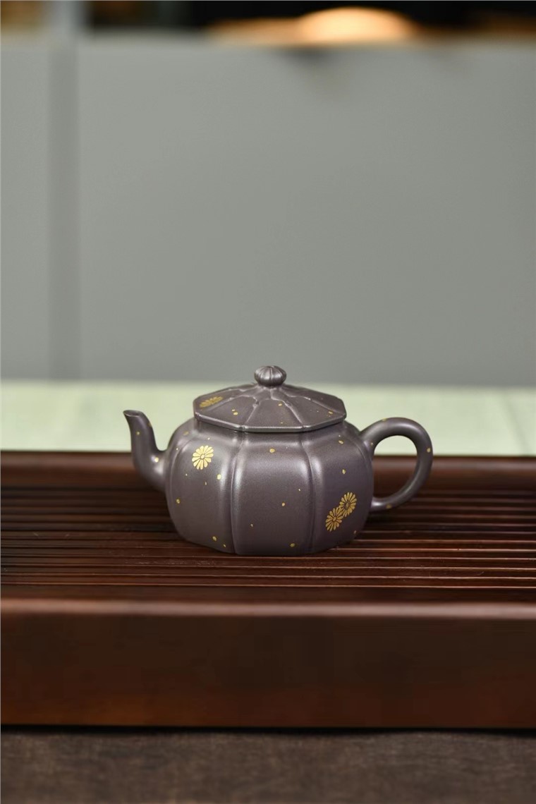 范倩雯作品 玉琼图片