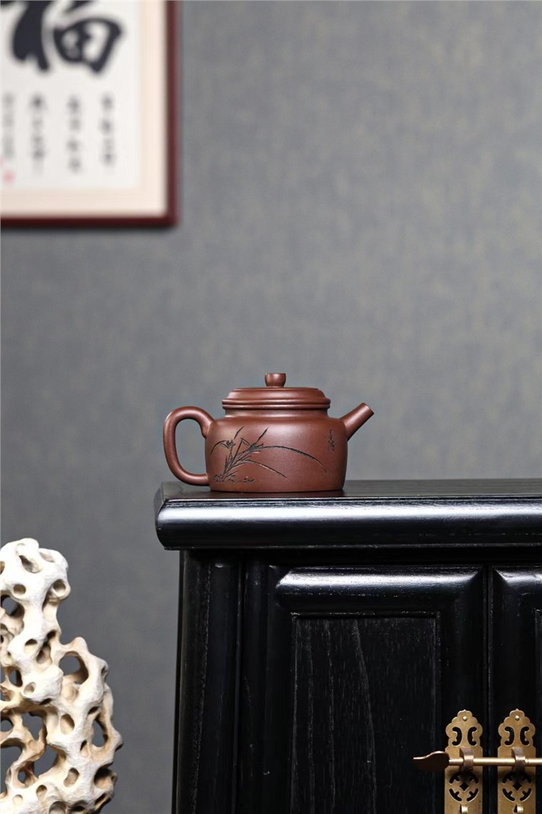 李铭作品 小德钟壶图片