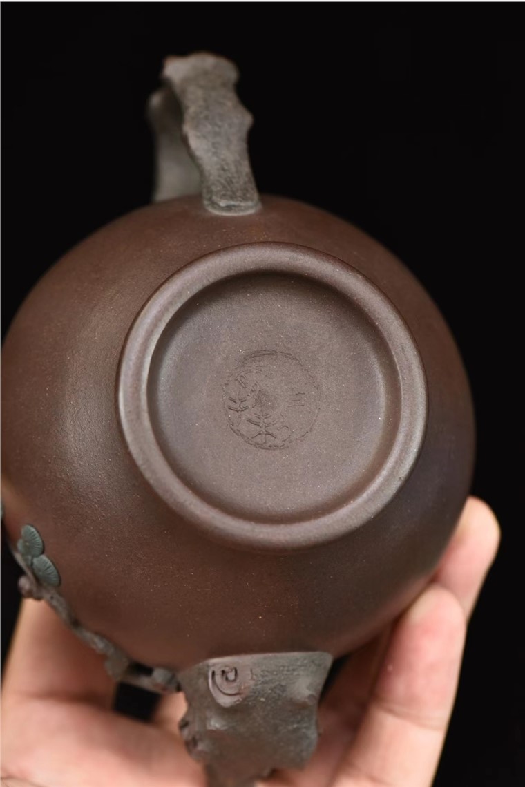 范倩雯作品 松报春