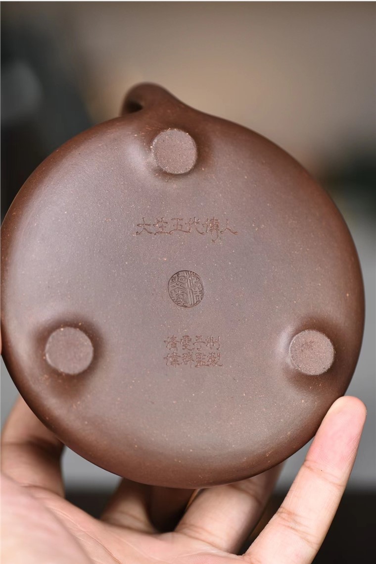 范倩雯作品 子冶