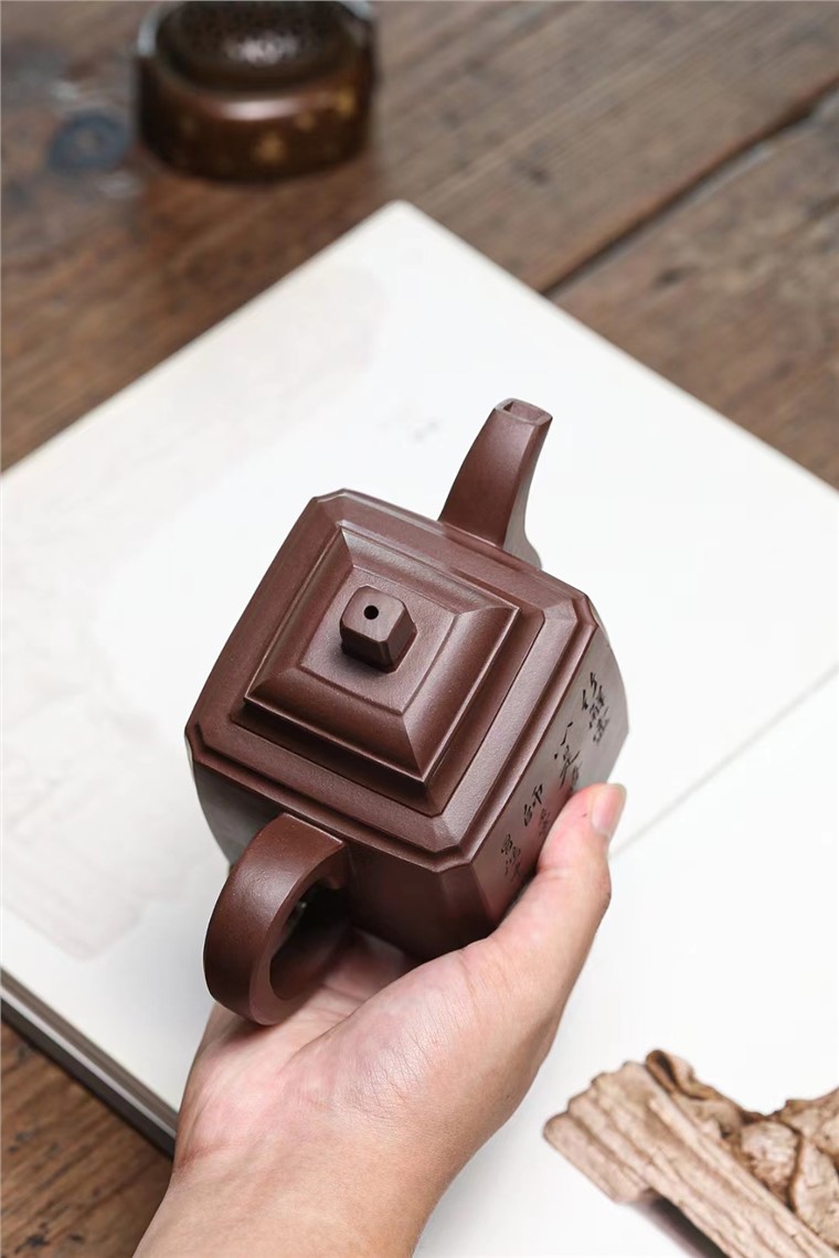 李铭作品 一衡壶图片