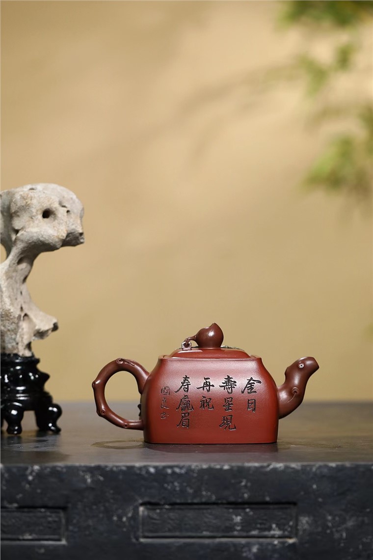 眭龙俊作品 四方寿桃图片
