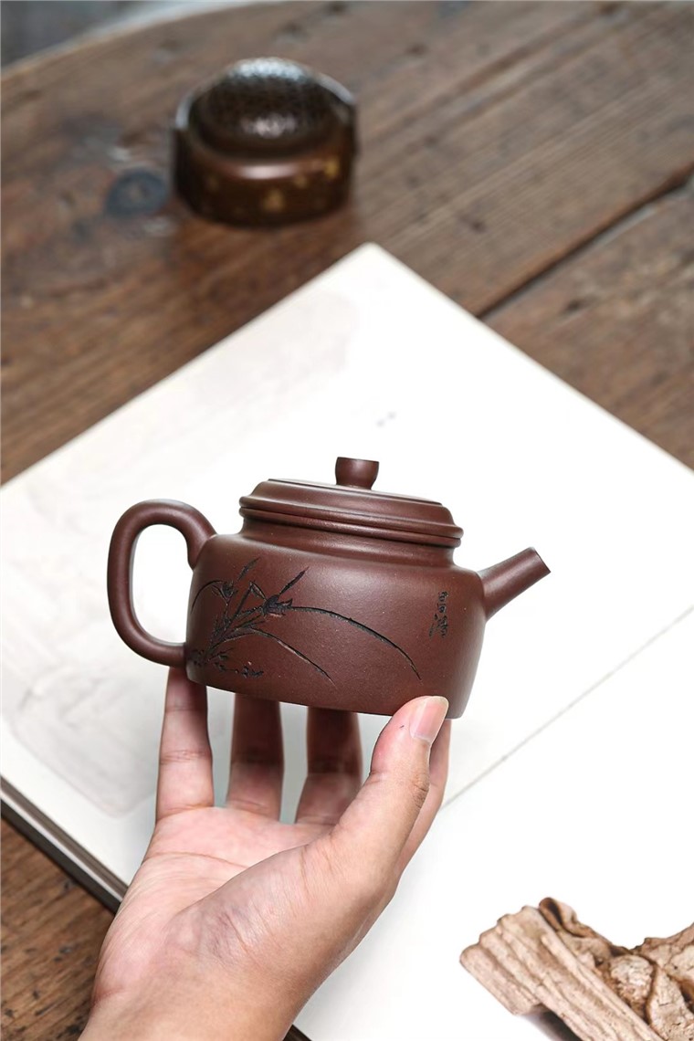 李铭作品 小德钟壶图片