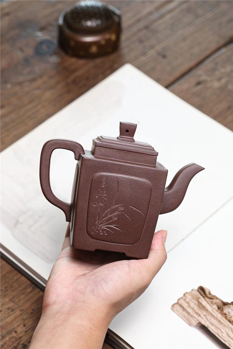 李铭作品 魁方壶图片