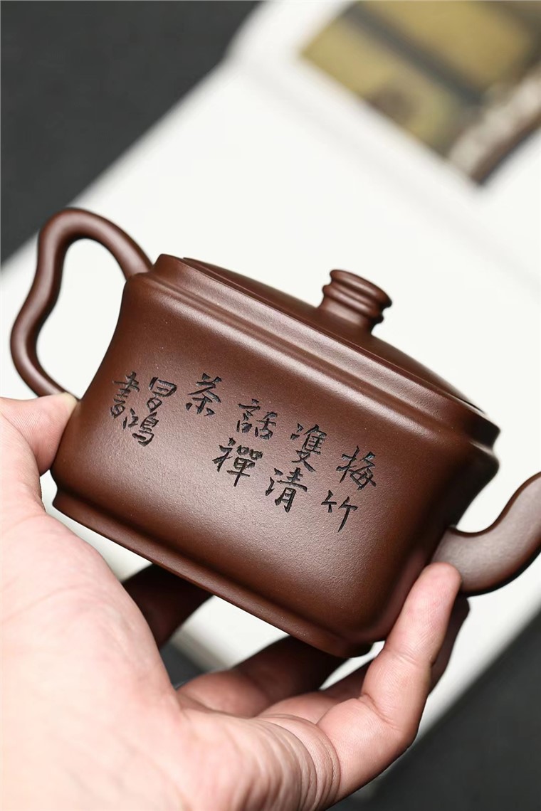 李铭作品 四方玉柱图片
