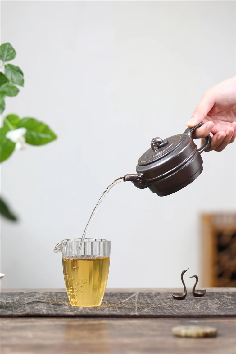 骆耀明作品 集玉壶