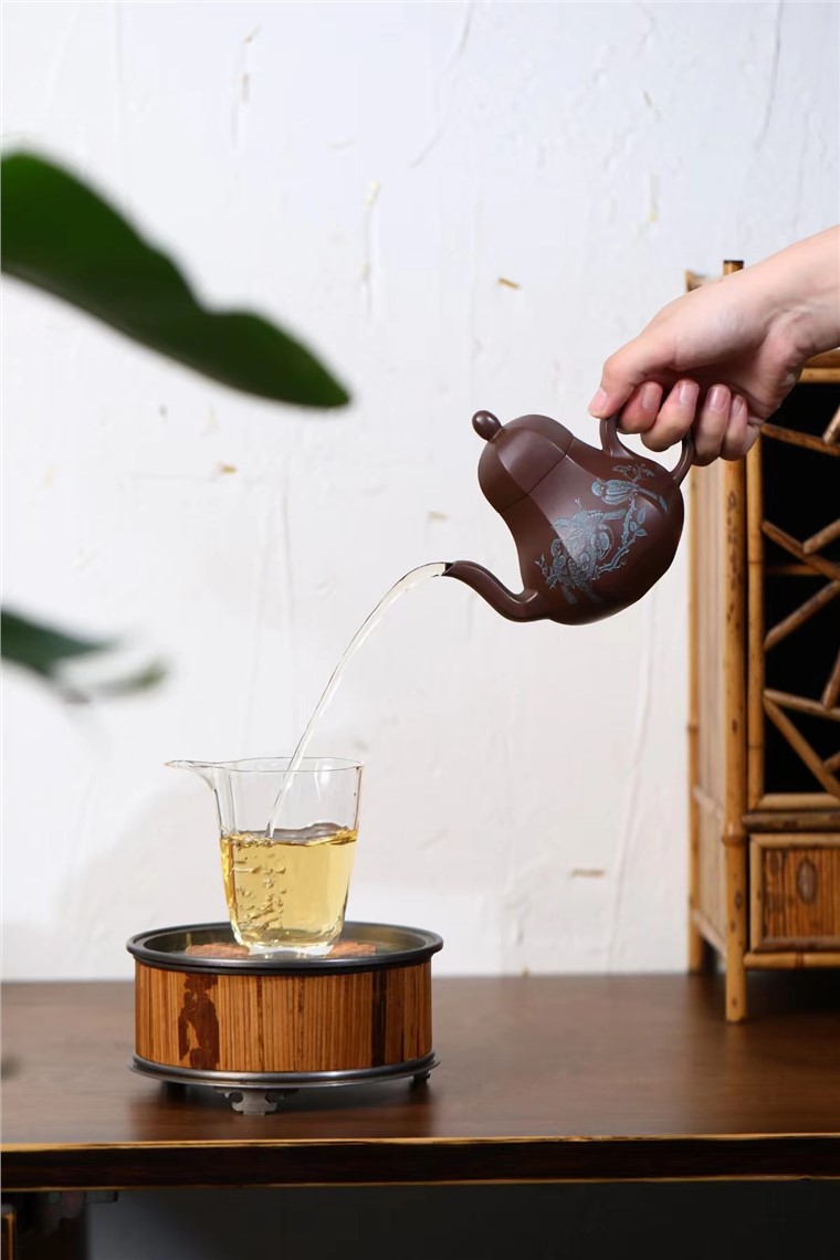 刘军作品 六方思亭