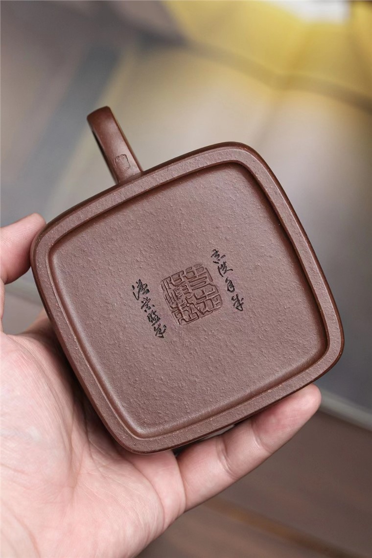 史志洪作品 坦然四方