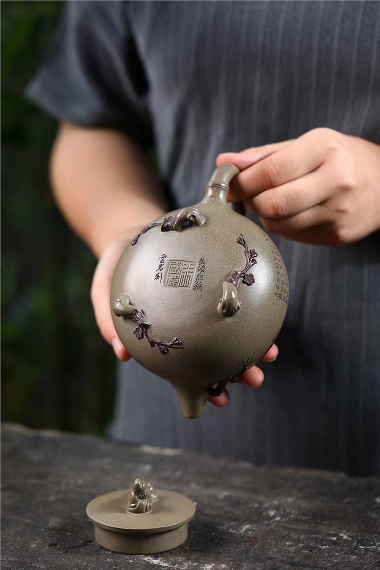 张国伟作品 松竹梅