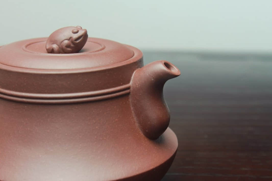 柯俊芬作品 玉璧金蟾