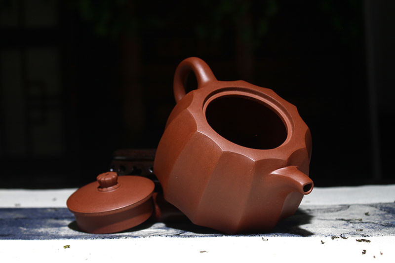 钱文英作品 井栏