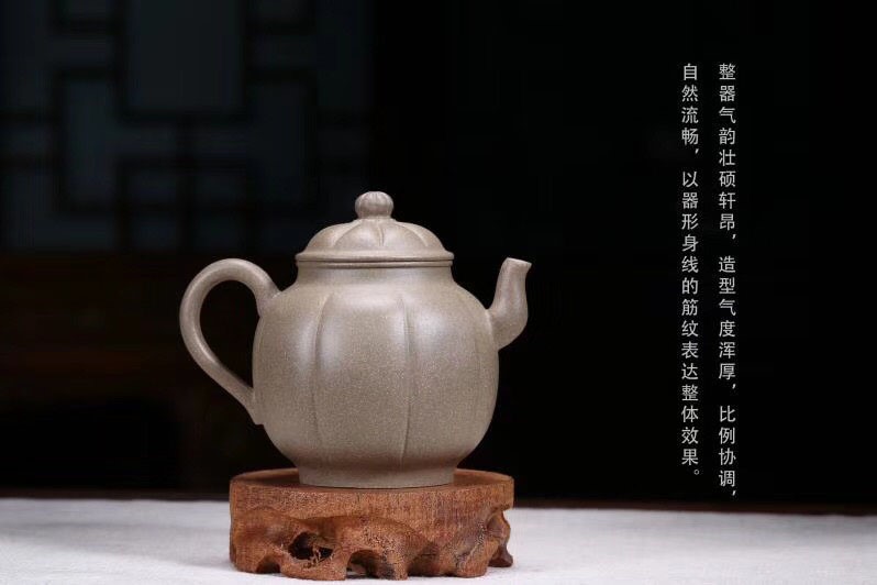 钱文英作品 高宫灯