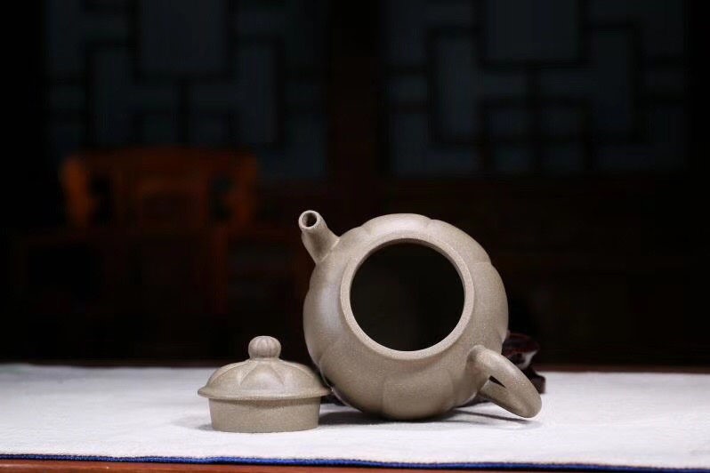 钱文英作品 高宫灯