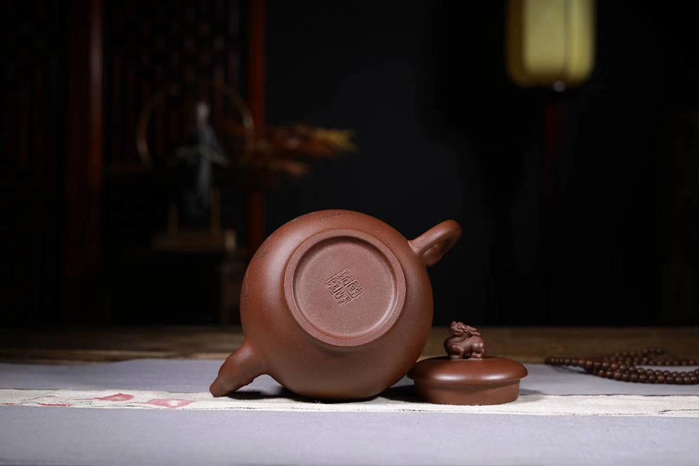 储国峰作品 龙行天下