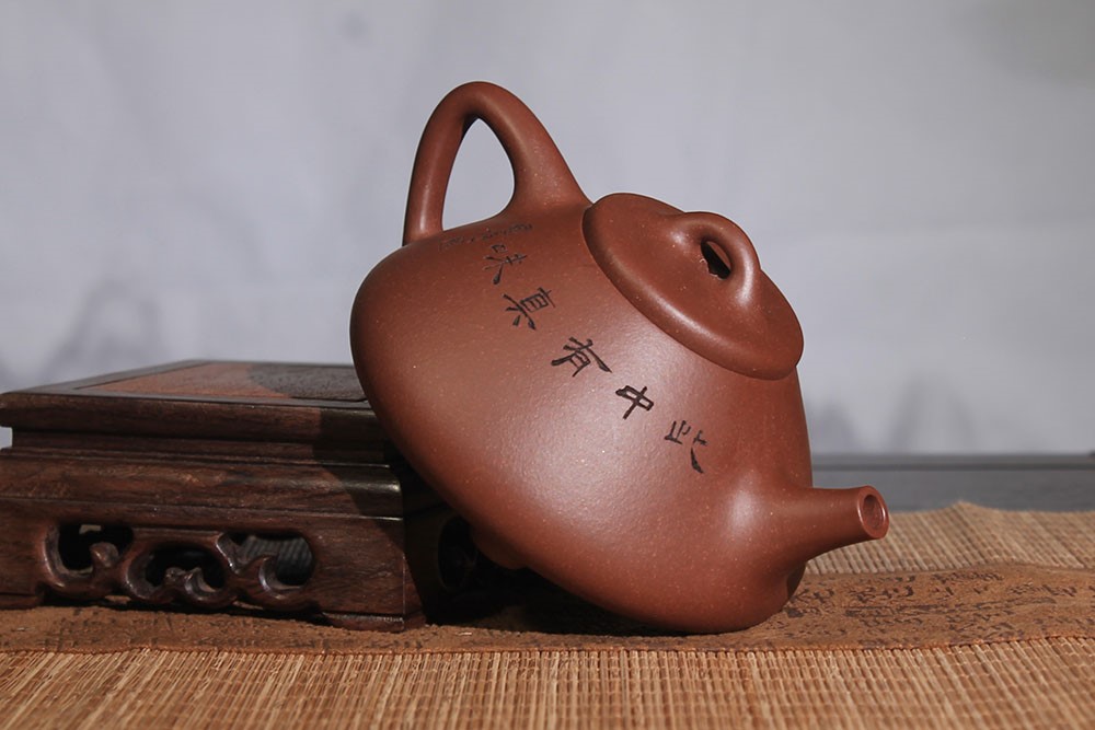 王刚作品 子冶石瓢